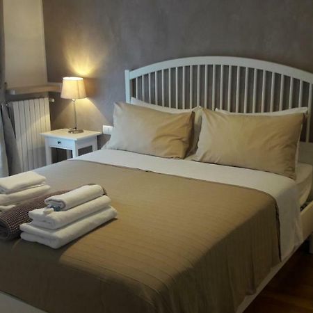 Residenza Leon Bed & Breakfast Castelnuovo del Garda Bagian luar foto