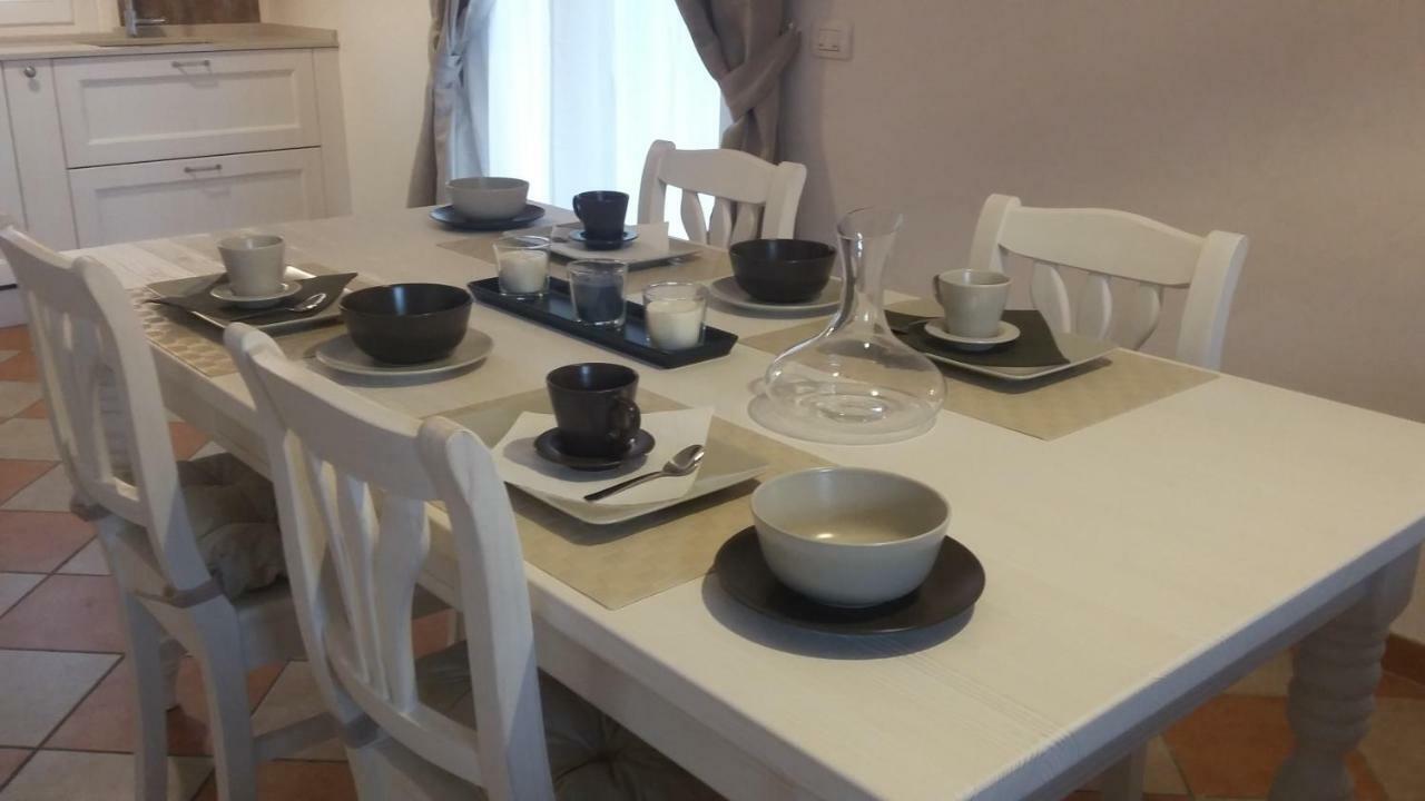 Residenza Leon Bed & Breakfast Castelnuovo del Garda Bagian luar foto